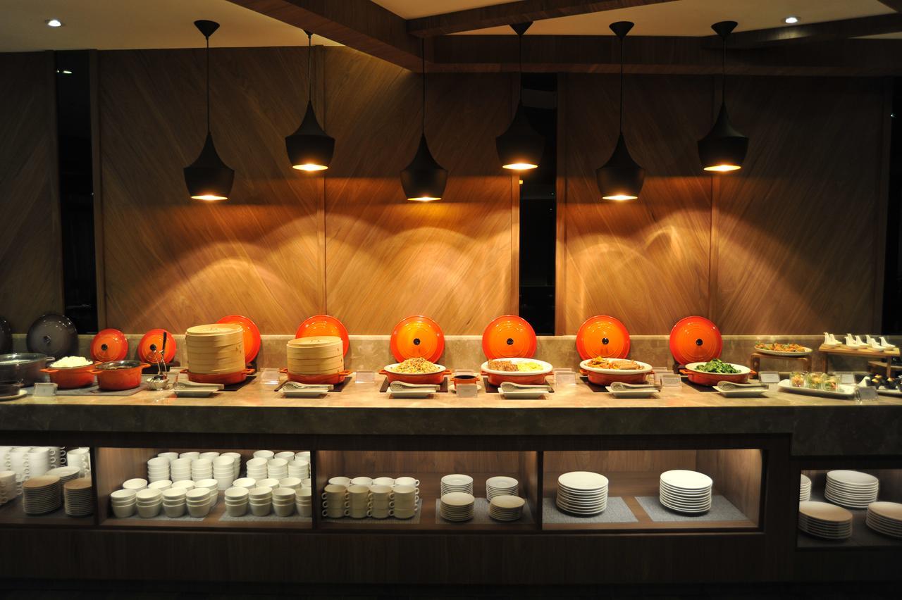 Hotel In Pingzhen Bagian luar foto